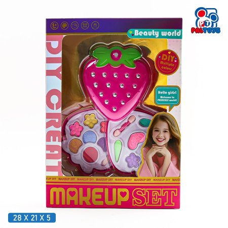 طقم مكياج أطفال شكل فراولة (Makeup Set)